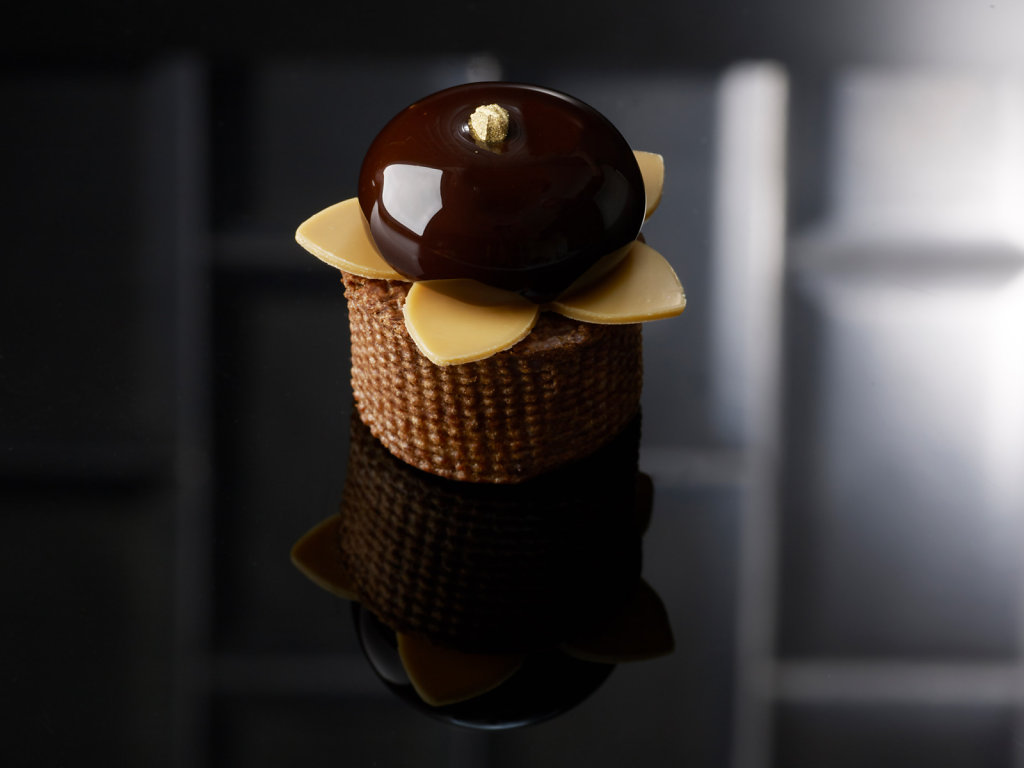 Jewelry at Lasarte's Petit fours